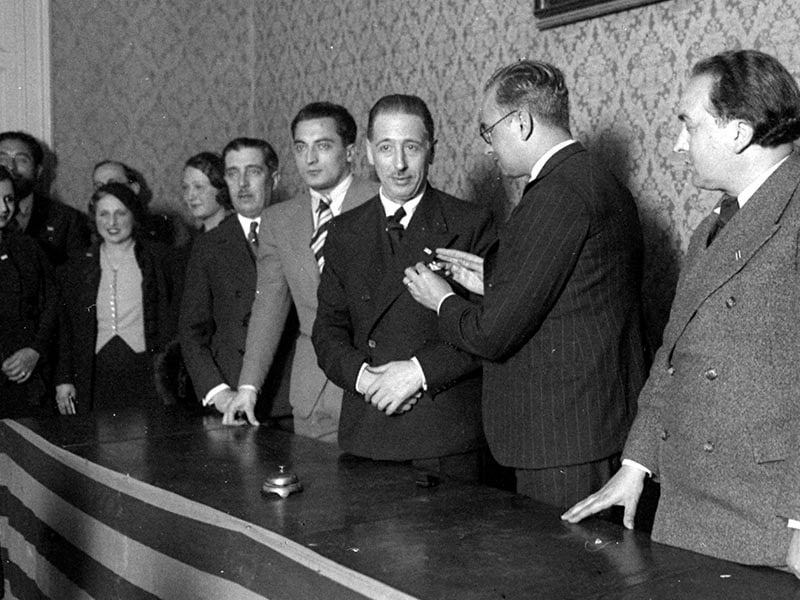 1933 - Lluís Companys receiving an honor from Josep Dencàs.