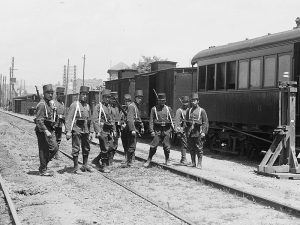 1917 - Trains taken into custody during the Companyia del Nord strike.