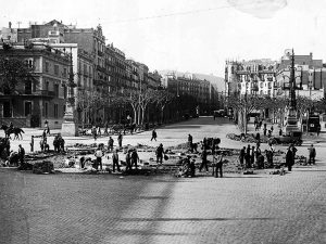 Construction on Passeig de Gràcia. 1925.