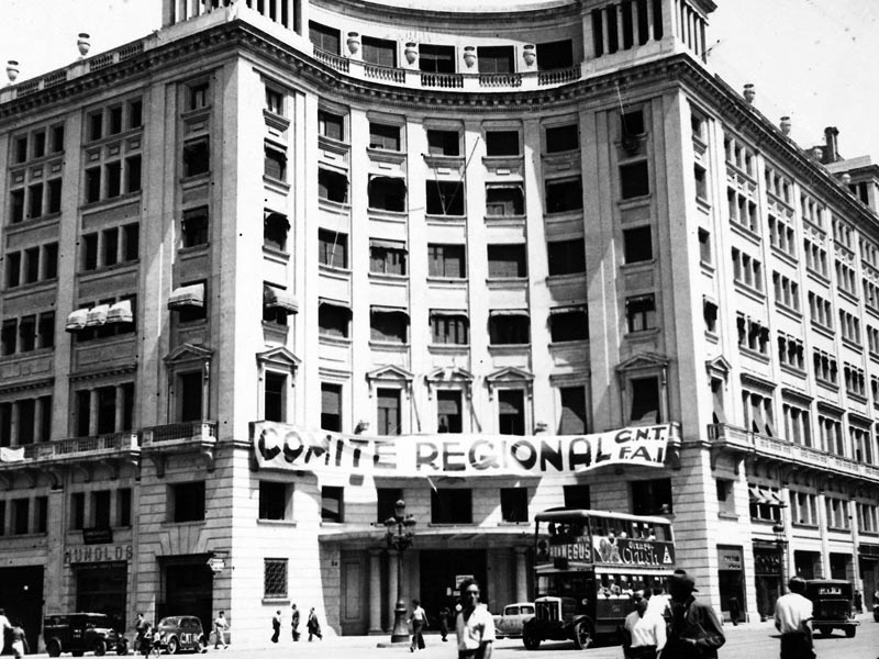 1936 - CNT Regional headquarters on Carrer Pau Claris.